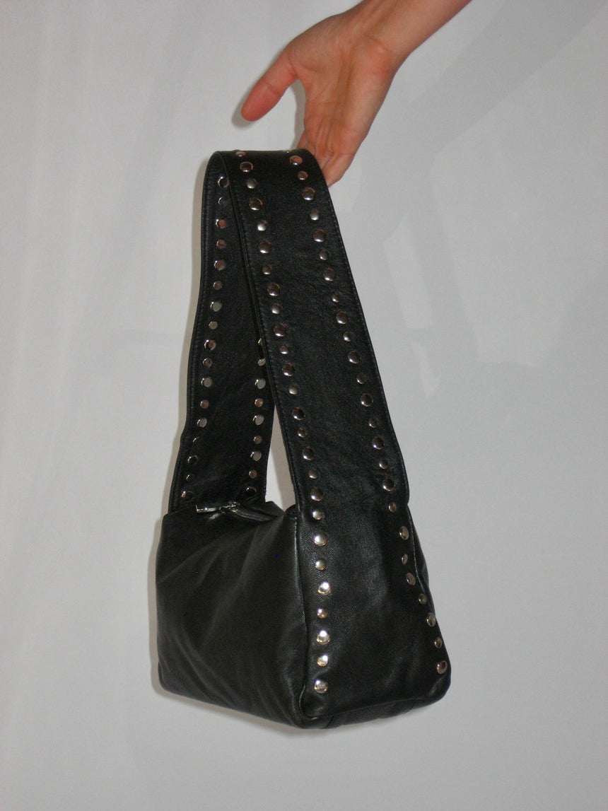 QUEENIE | BLACK
