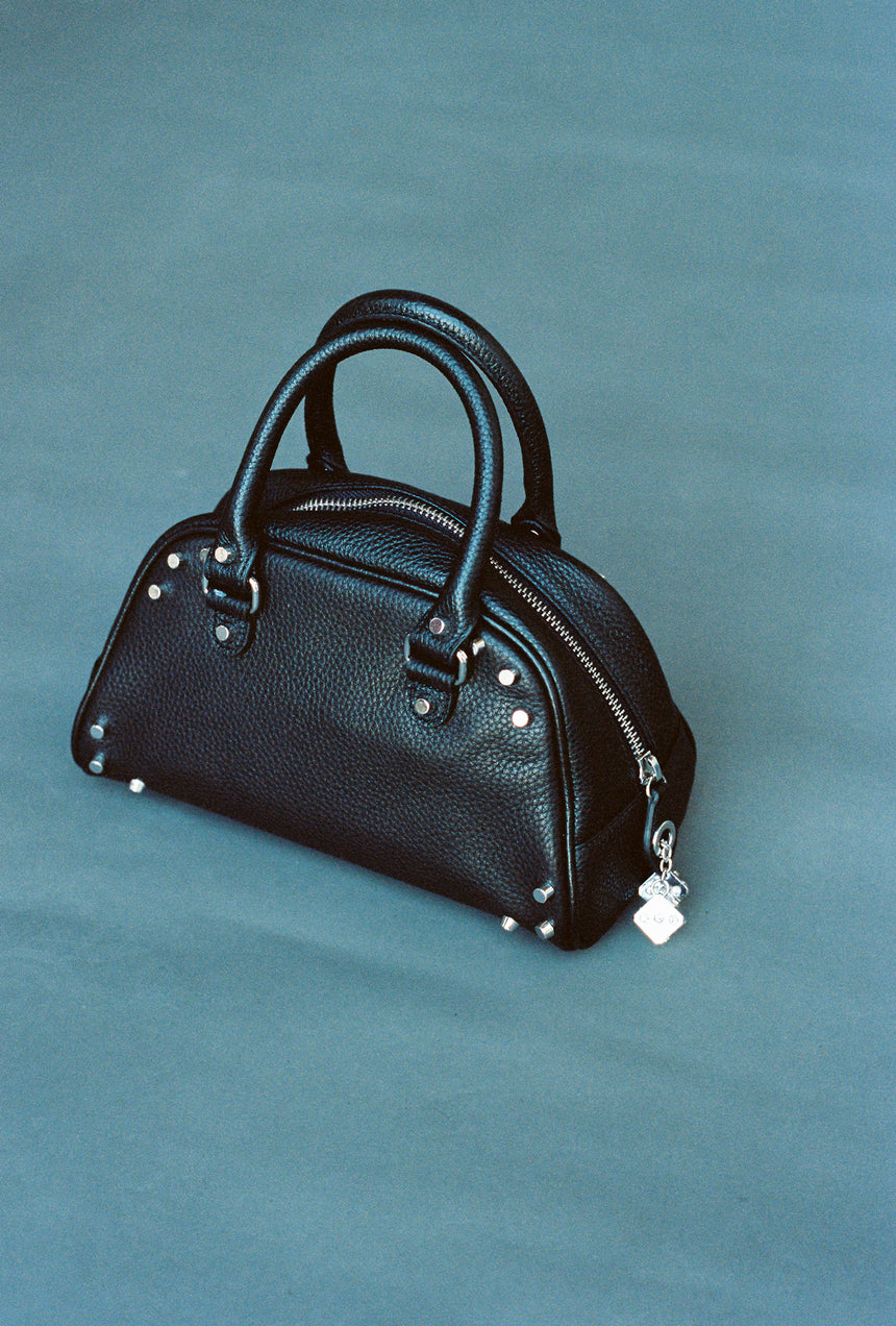 THE GAMBLER | BLACK